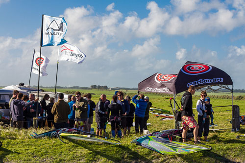 carbon art windsurfing bbq and beer tent goes off